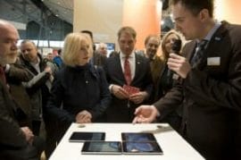 Alexander Löffler präsentiert seine Technologie