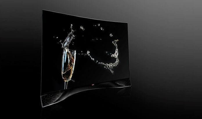 LG curved OLED TV mit 460 Swarovski Kristallen