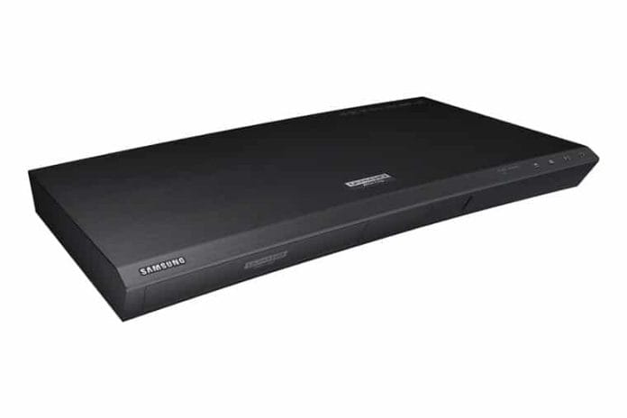 Der UBD-K8500 4K Blu-ray Player kommt für 499 Euro im April 2016