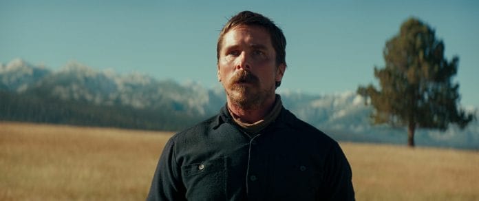 Christian Bale spielt die Rolle des Capt. Joseph J. Blocker mehr als überzeugend