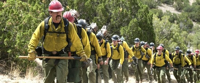 Eric Marsh (Josh Brolin) leitet die Fire & Rescue Crew 7