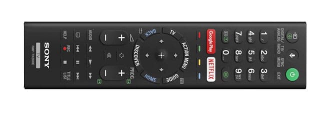 Die Anordnung der Shortcut-Buttons um die Pfeiltasten schmeißt uns immer mal wieder ungewollt aus unserem Film / Videostream. Die Haptik der Fernbedienung ist angenehm. Eine Amazon Prime Video Taste wäre noch das Sahnehäubchen gewesen