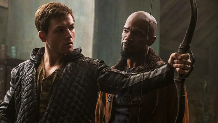 Taron Egerton und Jamie Foxx vertreten in "Robin Hood" die, die sich nicht wehren können.