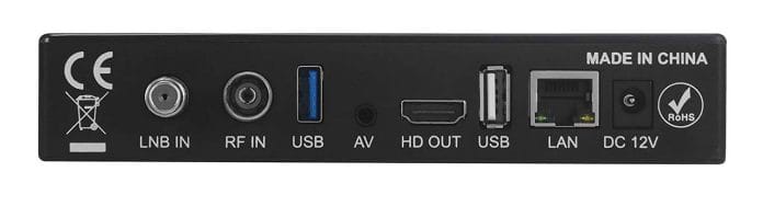 Bis auf den CA Kartenleser befinden sich alle wichtigen Anschlusse (USB 2.0, USB 3.0, AV-Out, HDMI 2.0b, LAN) auf der Rückseite des HiTube 4K Combo