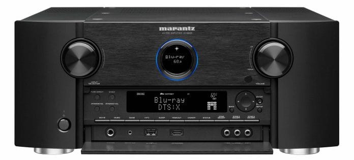 Den Marantz AV8805A gibt es lediglich in einer schwarzen Ausführung