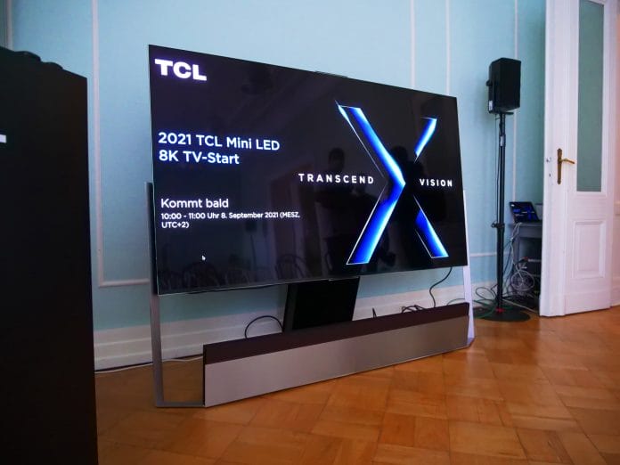 Kurz vor der Live-Pressekonferenz: Der X925 Pro 8K Mini LED QLED TV mit 85 Zoll