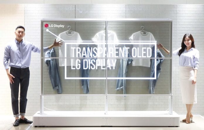 LG Display zeigt schon vor Beginn der CES 2022 transparente OLED-Displays.