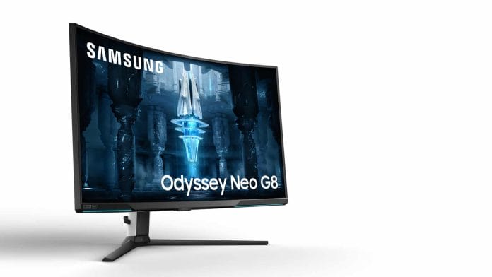 Der Samsung Odyssey Neo G8 kommt auf bis zu 2.000 Nits.