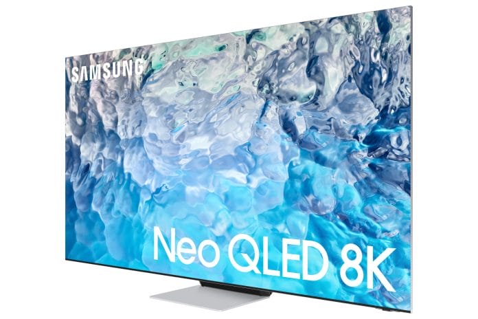 Der QN900B 8K NEO QLED TV in voller Pracht