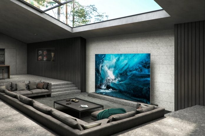 Samsung Micro LED TV 2022 frei stehend