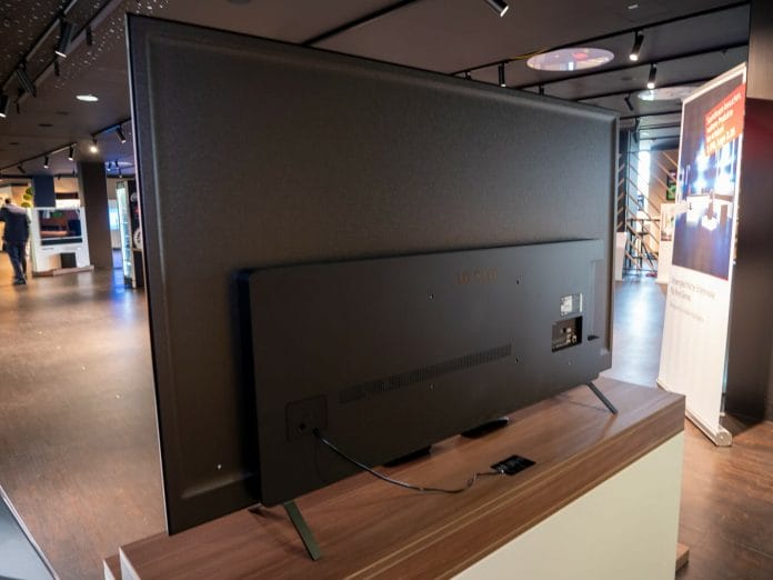Die Rückseite des LG A2 4K OLED Fernshers