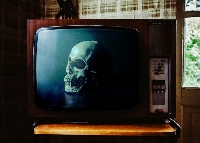 Das klassische Fernsehen, wie wir es kennen, soll in spätestens 10 Jahren tot sein!