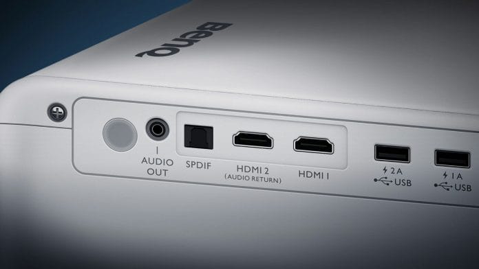 Najważniejsze złącza (HDMI, USB, SPDIF) znajdują się z tyłu BenQ GP500