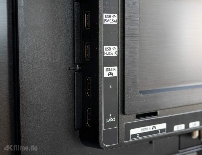 Der S90C besitzt vier HDMI 2.1 Anschlüsse, die 4K-Videosignale mit bis zu 144Hz verarbeiten können.