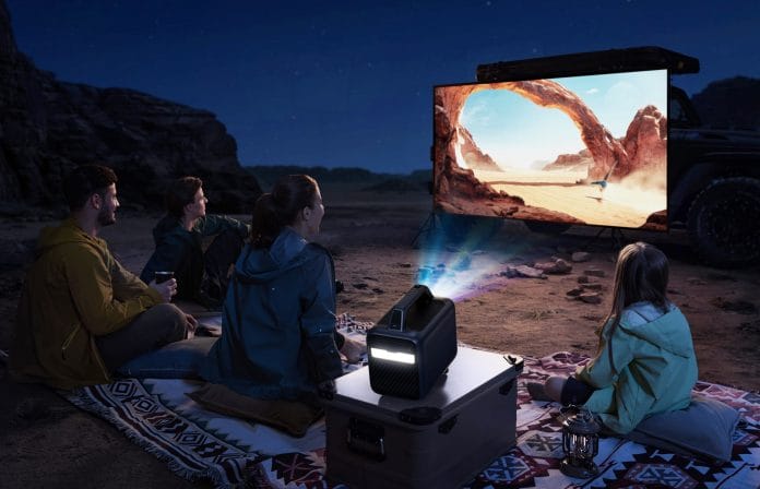 Der Nebula Mars 3 Full-HD-LED Outdoor-Beamer ist die perfekte Urlaubsbegleitung