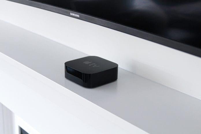 An den Apple TV 4K soll Spatial Audio bald mit zwei verbundenen AirPods-Paaren parallel funktionieren.
