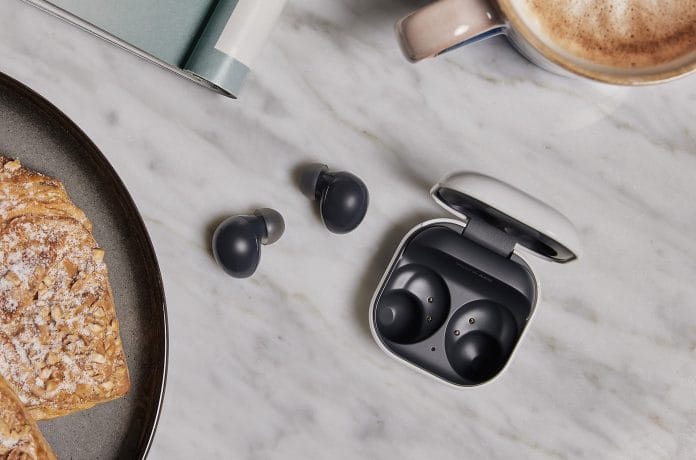 Die Galaxy Buds 2 Kopfhörer sind ein smarter, kleiner und toller Begleiter
